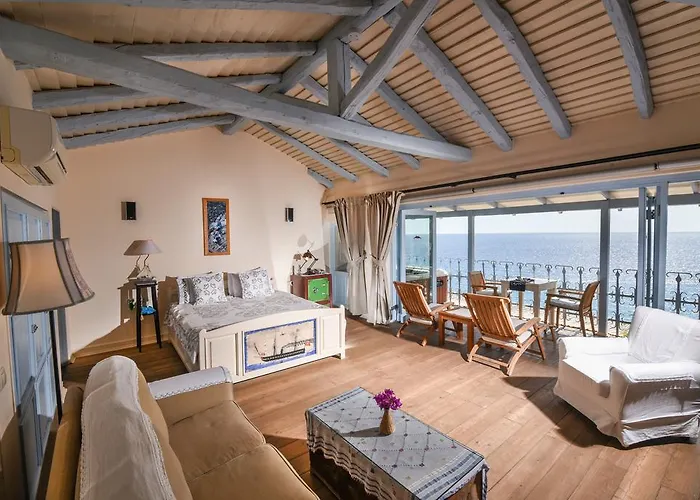 Beyaz Yunus - Adult Only 3* 厄吕代尼兹