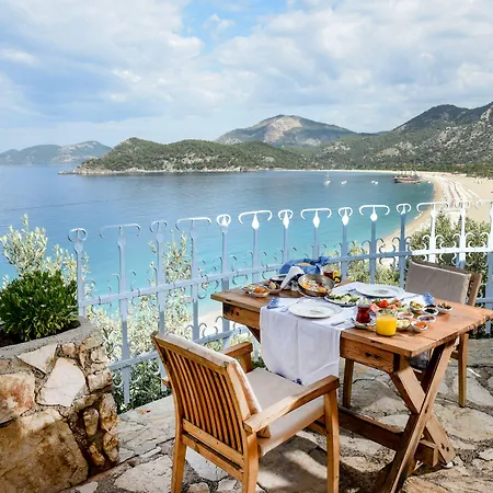 Beyaz Yunus - Adult Only Hotell