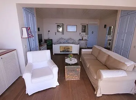 Beyaz Yunus - Adult Only Hotel