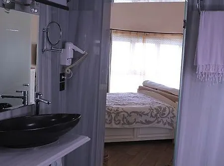 Beyaz Yunus - Adult Only Hotel