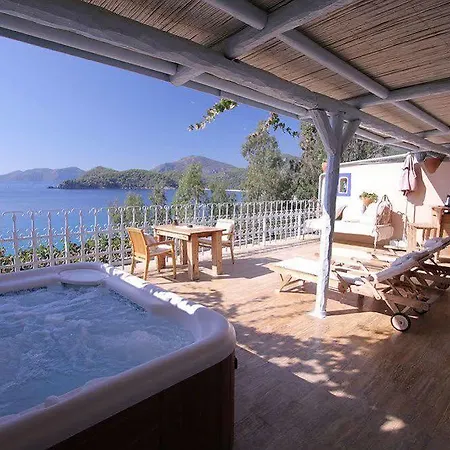 Beyaz Yunus - Adult Only 3*